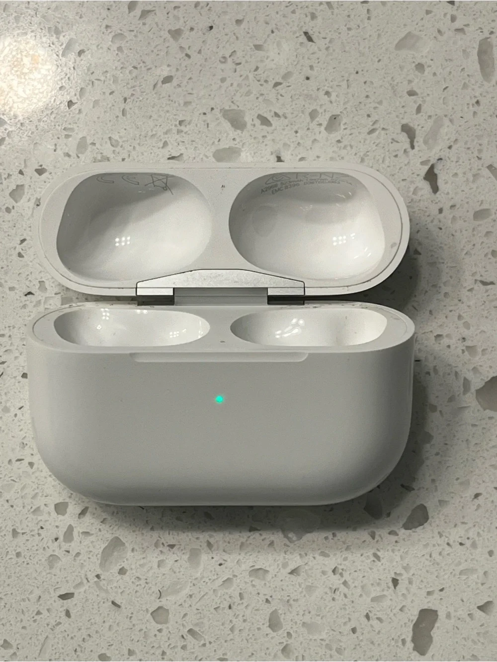 Apple includes airpods